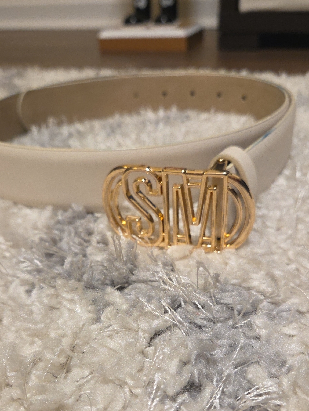 Steve Madden Cream Off White Belt With Gold Logo Buckle